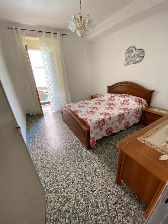 Casa Vacanza 산타 테레사 디 리바 외부 사진