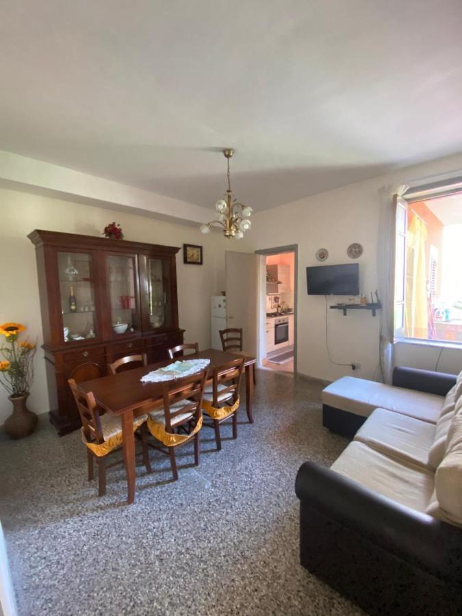 Casa Vacanza 산타 테레사 디 리바 외부 사진